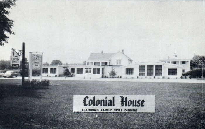Colonial House (Koths, Best Value Inn) - Vintage Postcard (newer photo)